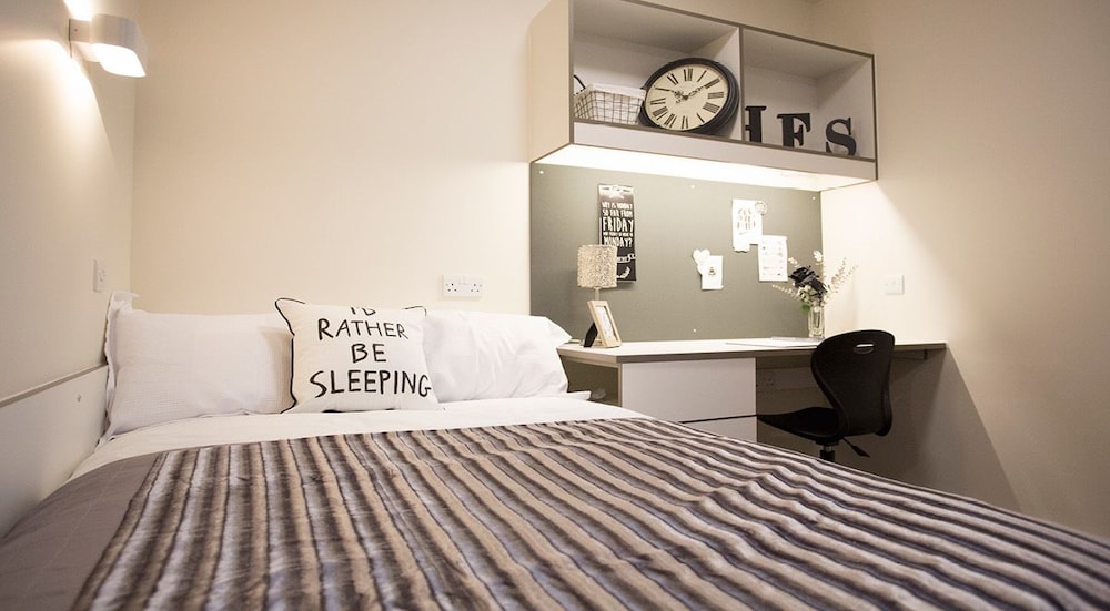 Powis Place - Campus Residence