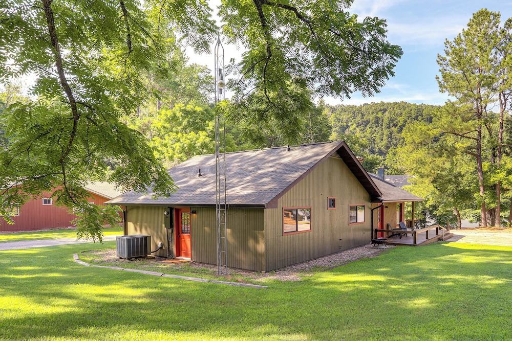 Steps to White River: Cabin Retreat w/ Dock Access