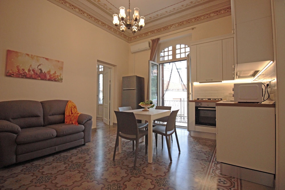 Moro Central Apartment