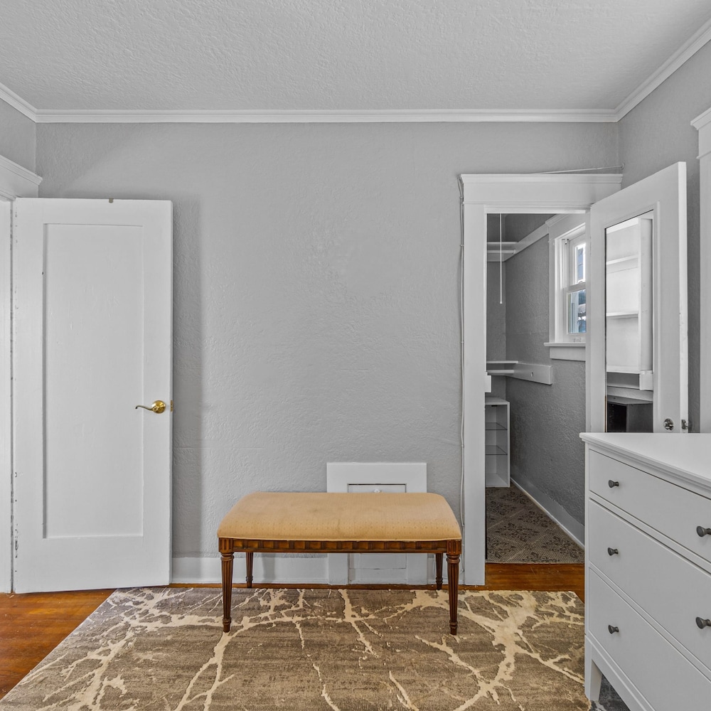 Bankers Hill Hideaway With AC Views and Parking