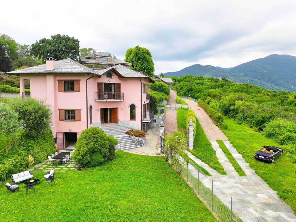 Villa Grel view 4