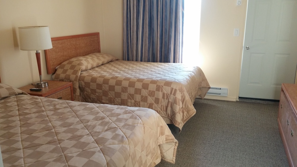 Windsor Vacations - Traveller's Choice Motel - Property Image 10