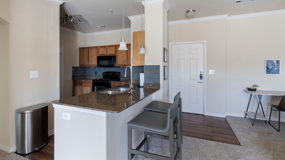 Landing Furnished Apartments near East Arlington