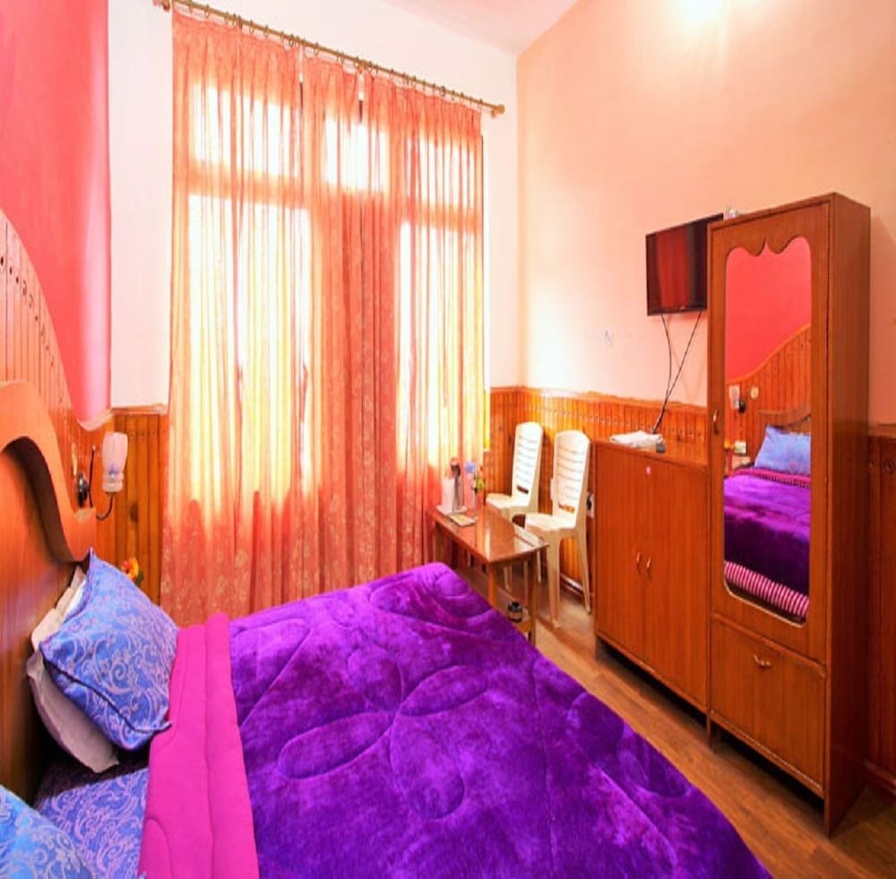 Hotel Sumit Kausani