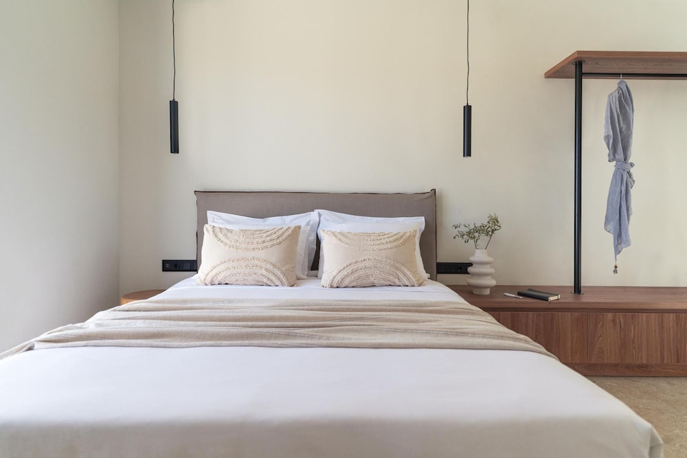Massari Hills- Villa Nobu 4