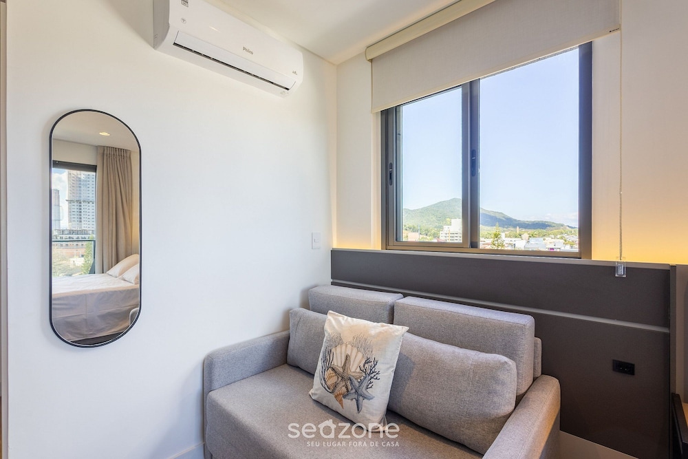 Studios With Side Sea View at Penha Spot PSO - L