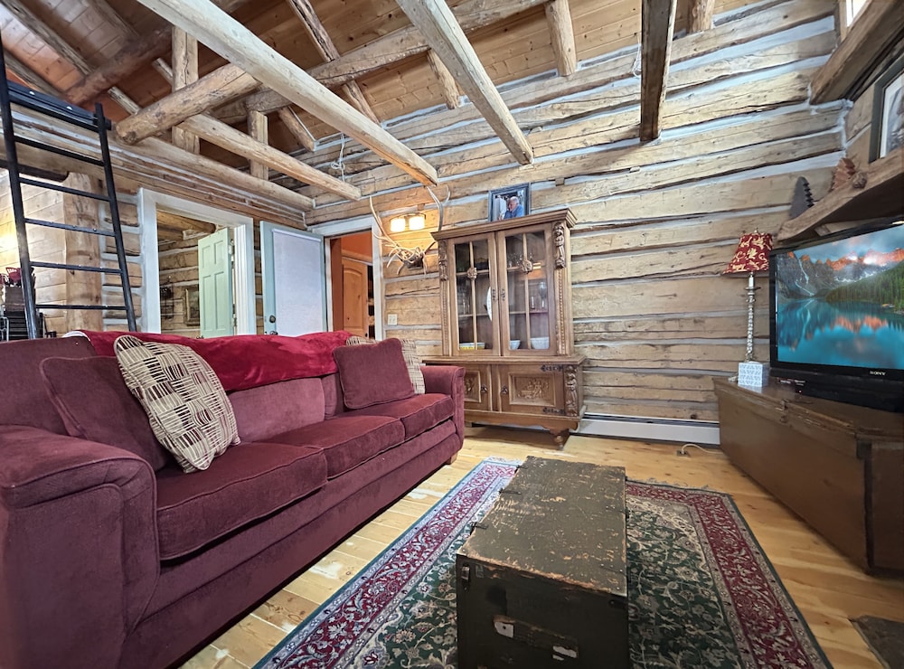 Timeless Mesa Hideaway 2 Bedroom Cabin