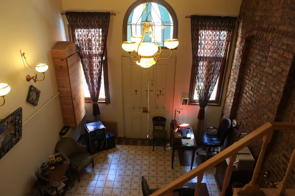 Tom Square Butik Otel - Image 7