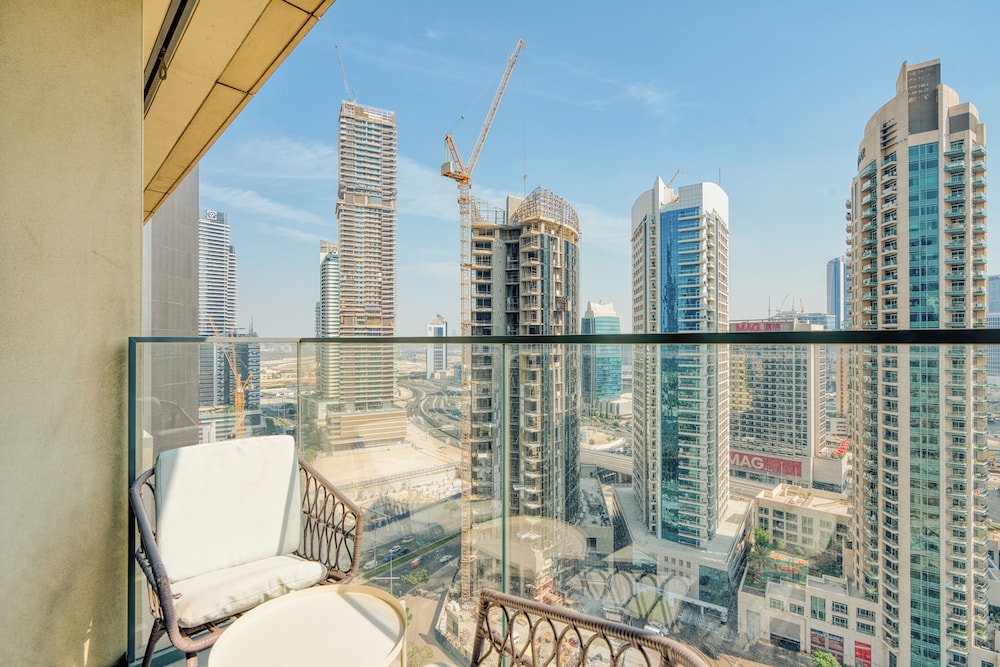 PVH - Charming 1BR - Burj Royale