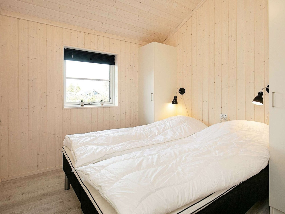 14 Person Holiday Home in Vaeggerlose