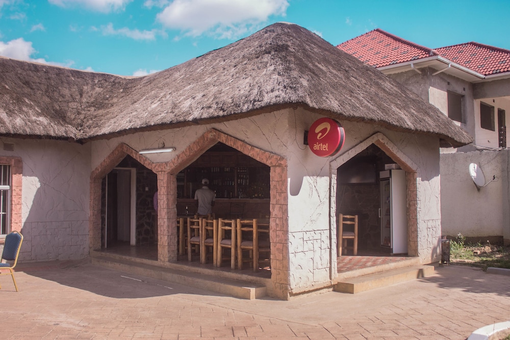 Tecla Lodges