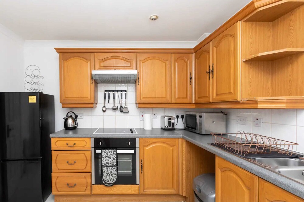 Top Floor 1BD Flat With Balcony - Isle of Dogs