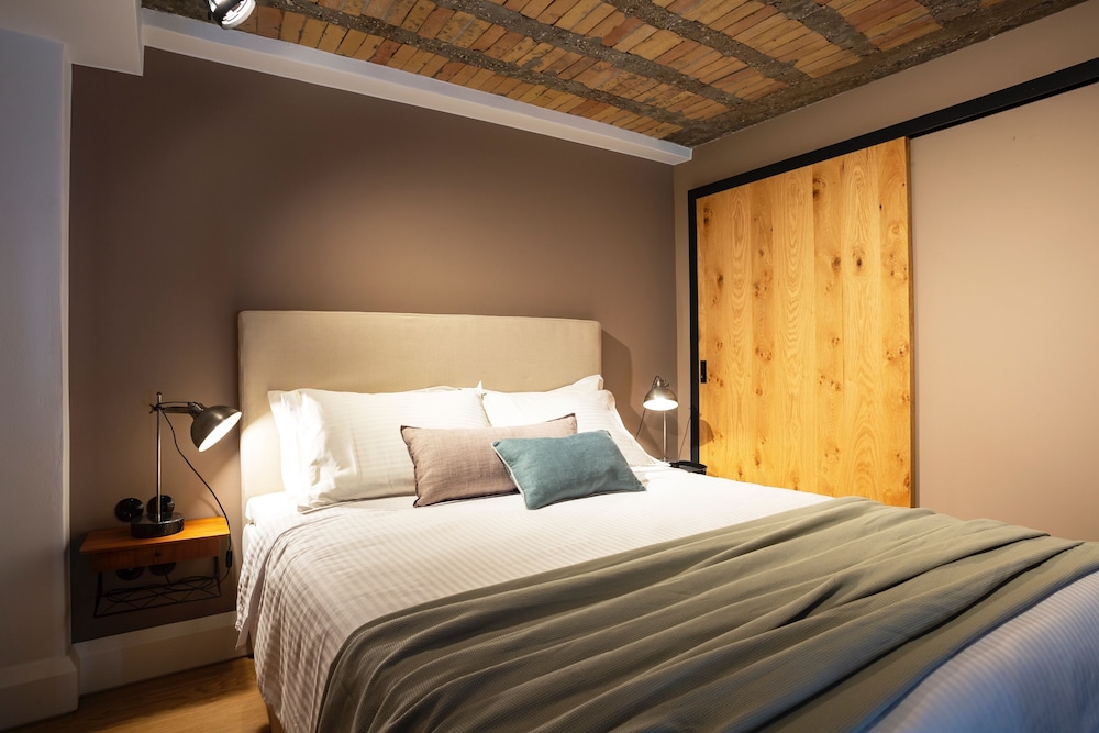 The Foundry Suites