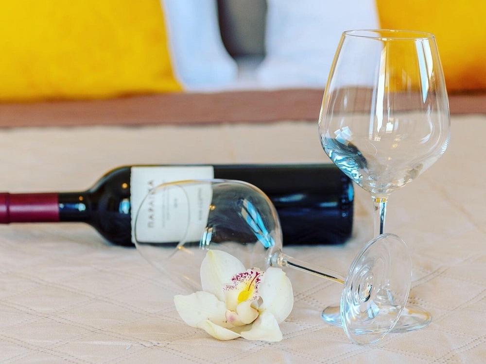 Dimi Seafront Partment by Rentals Pro photo 3