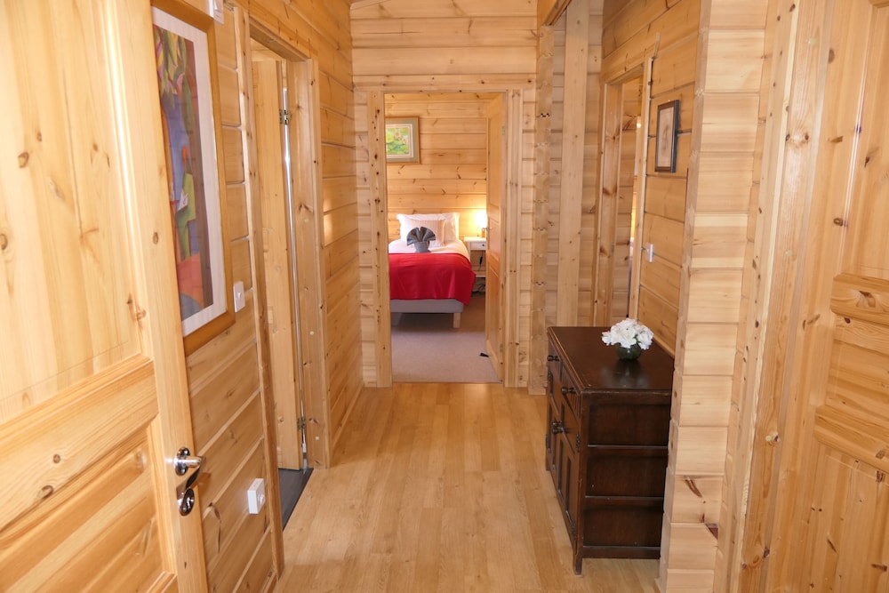 Willowbank Lodges