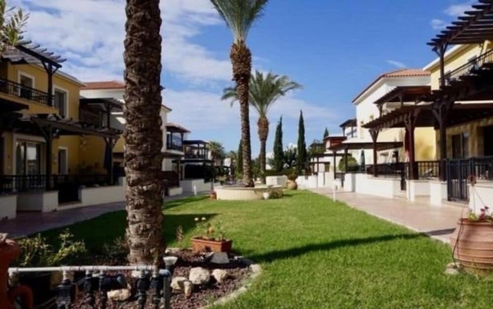 Aphrodite Gardens Apt 27
