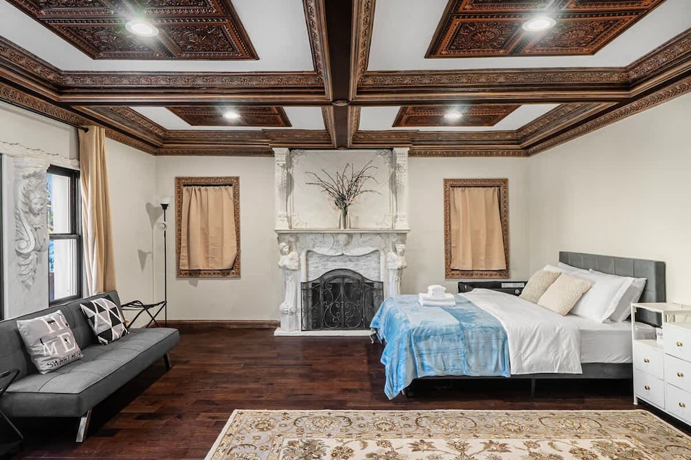 Stunning House wt 6Br 5bth SJ