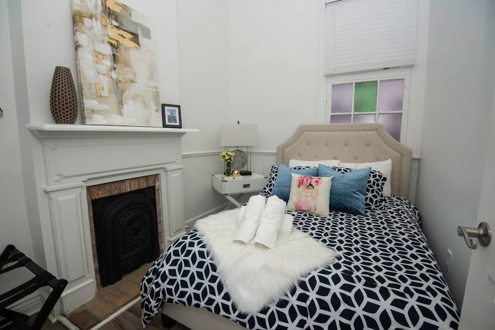 8br-best Location Heated Pool Jacuzzi Spa Gym