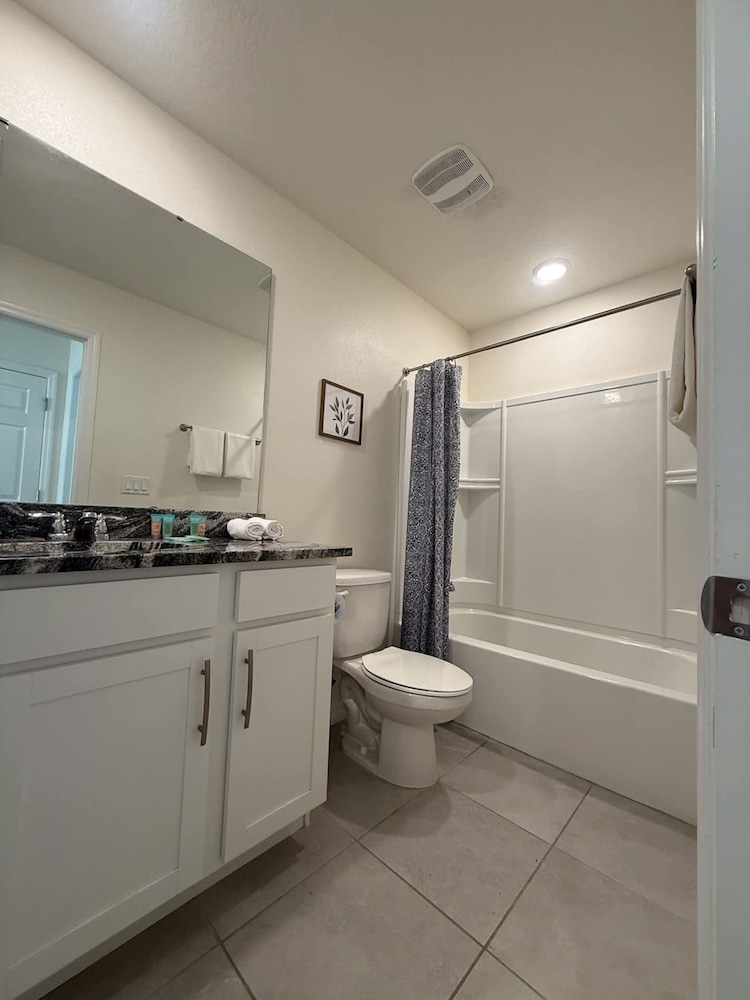 Upstay - Modern Family Home w Pool Solara Resort