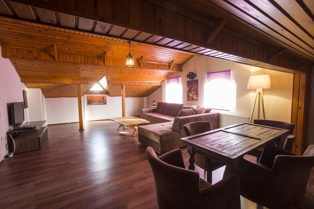 Artura Süit - Image 9