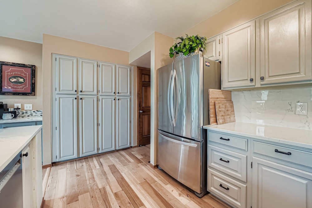 Chimney Creek 2 Bedroom Condo