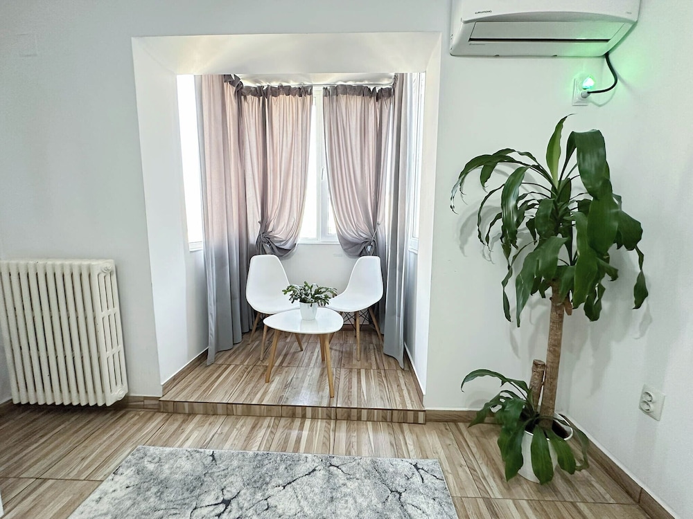 Sunrise Apartments City Center