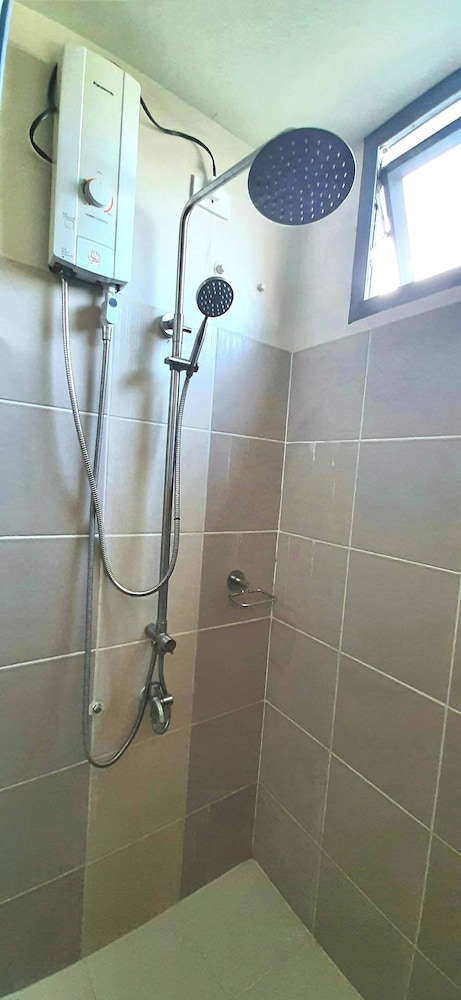 2br Unit at Asmara Near St Lukes Medical Center
