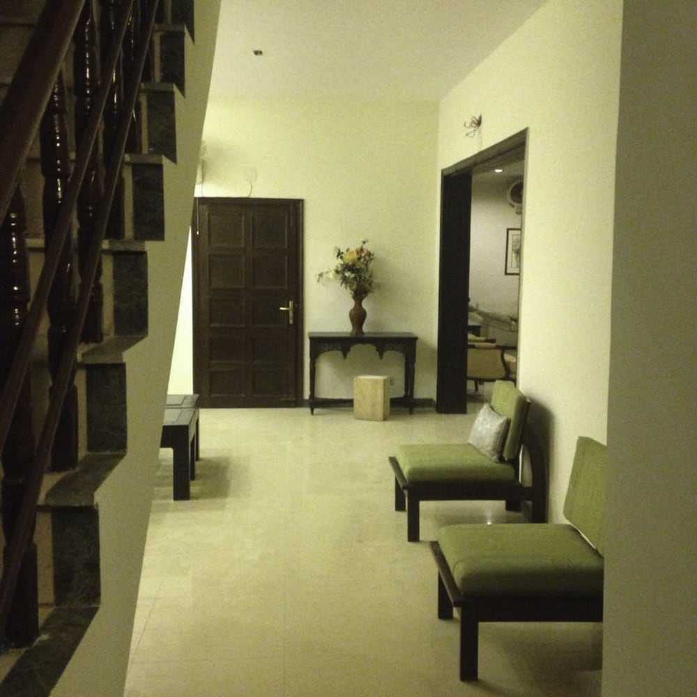 Riviera Guest House