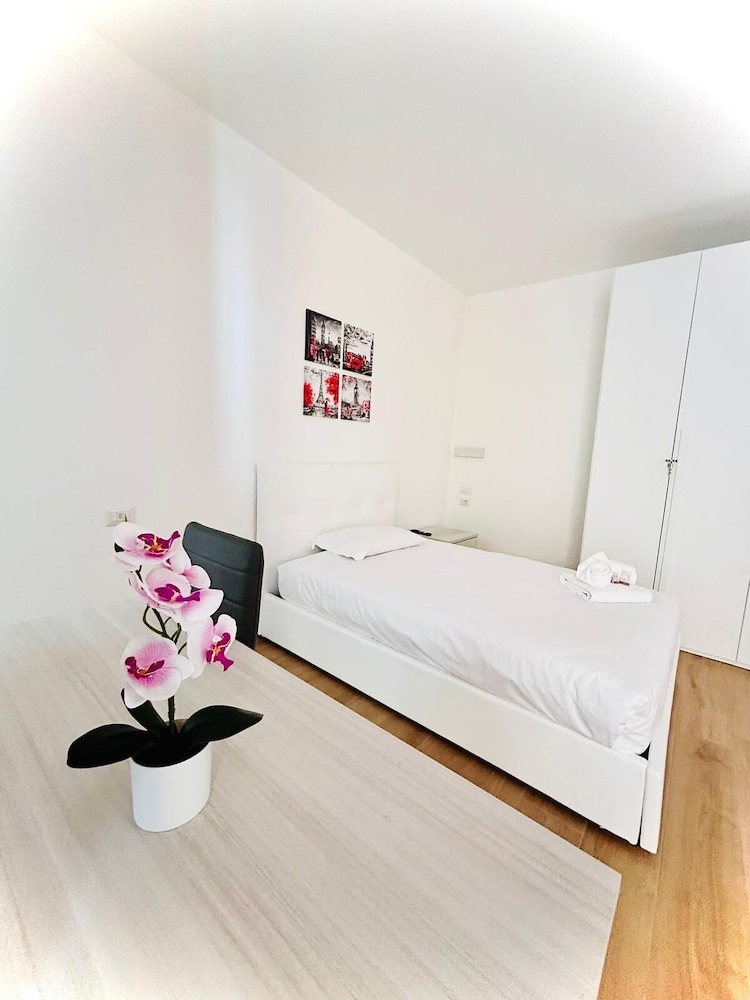 SMART SUITES FORLI