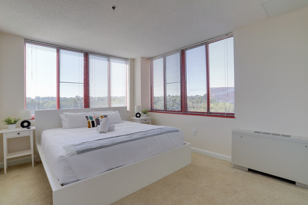 Metro-Friendly DC Apartments