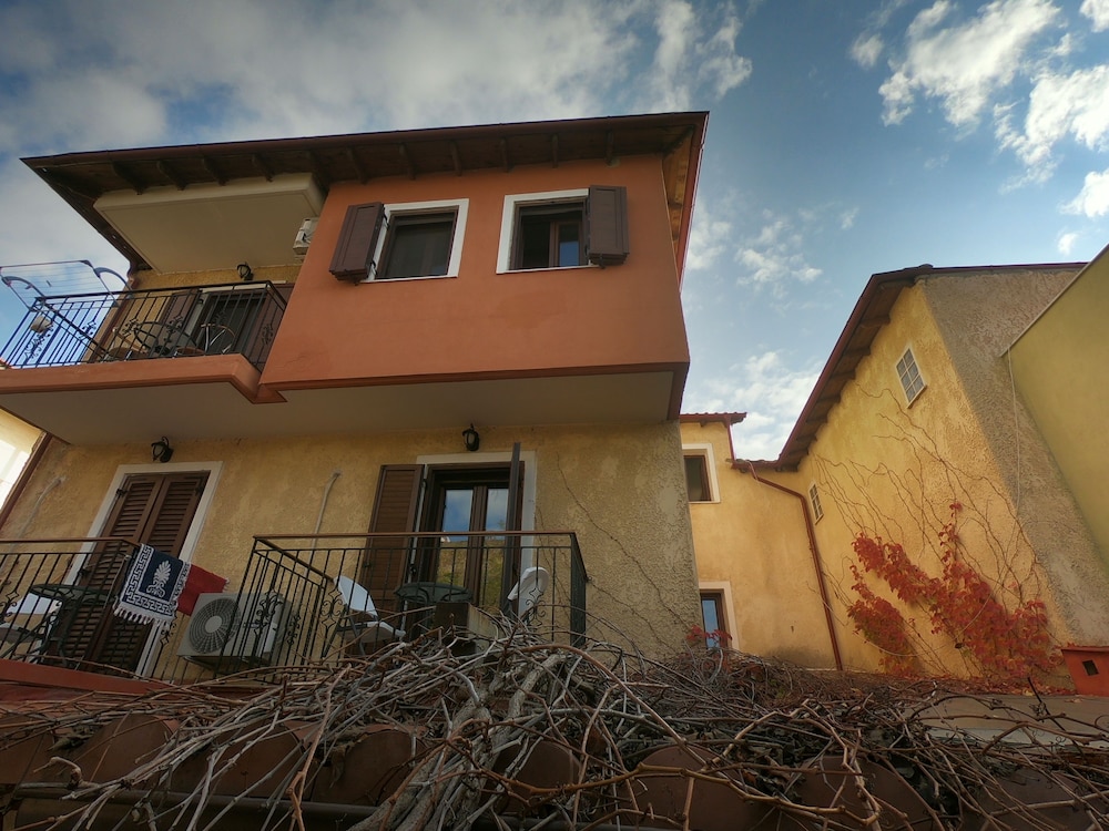 Arabas - Hostel