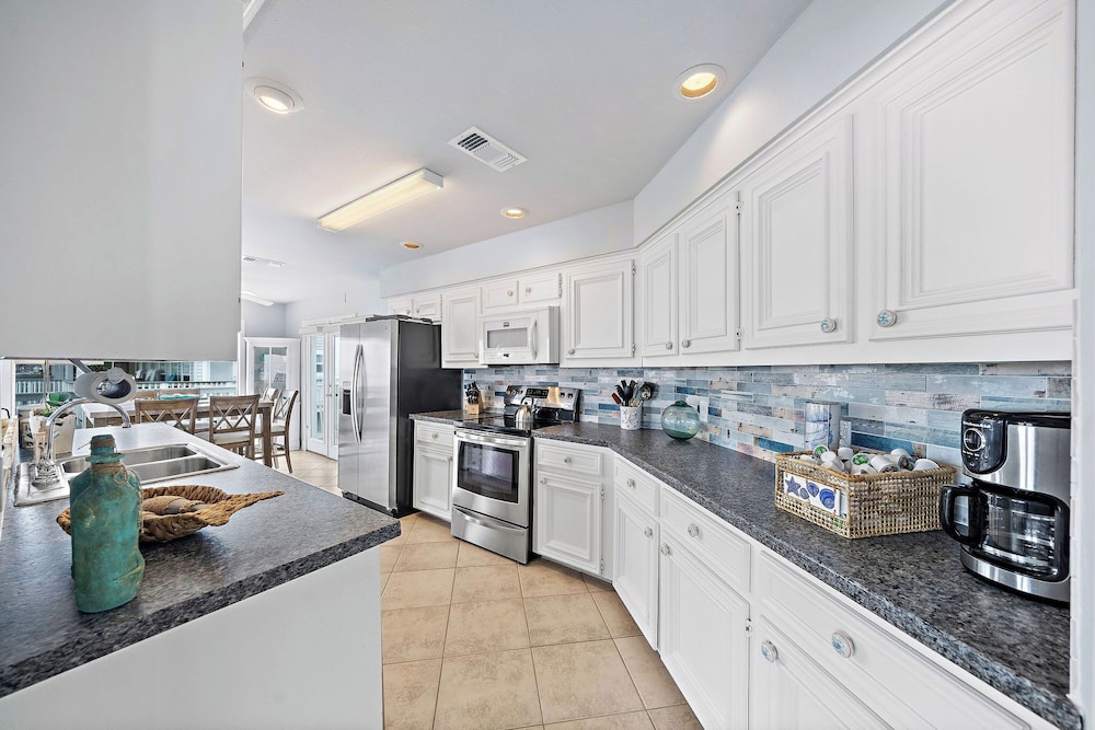 Butterfly Dunes by Ryson Vacation Rentals