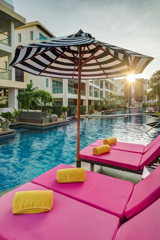 The Pelican Residence & Suite Krabi