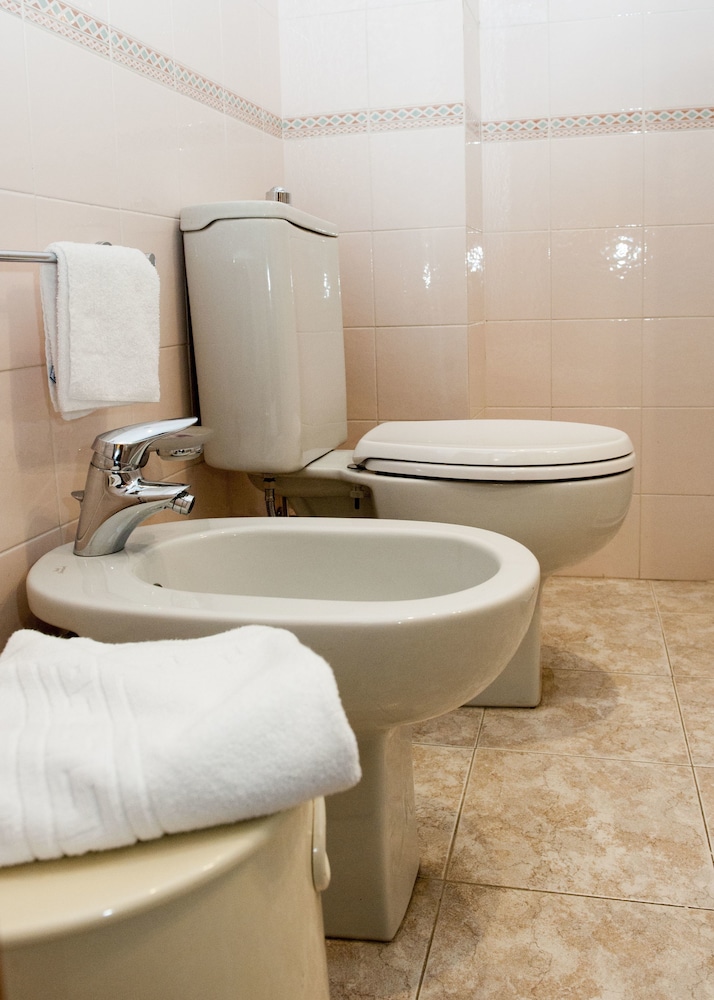 Suites Marilia Apartments