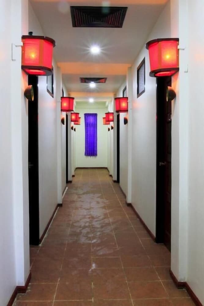 Lady Princess Motel 2