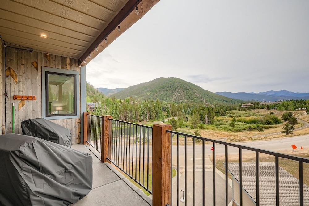305 Brightwood At Keystone 2 Bedroom Condo