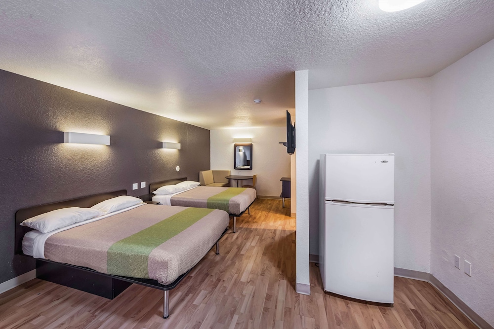 Studio 6 Irving, TX - Irving DFW Airport East