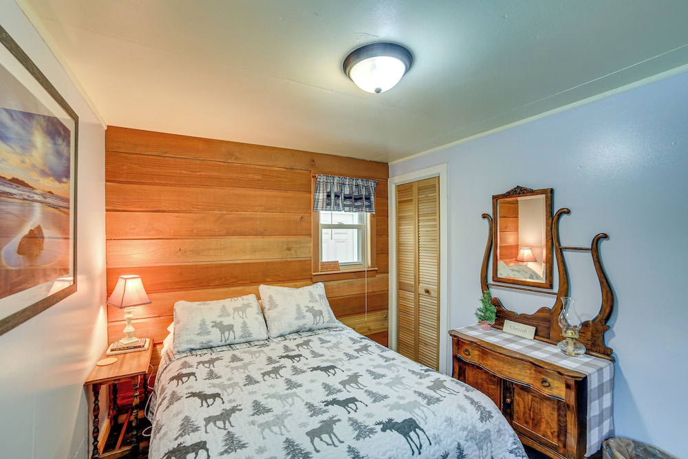 Ice Fish & Snowmobile: Riverfront Manistique Cabin