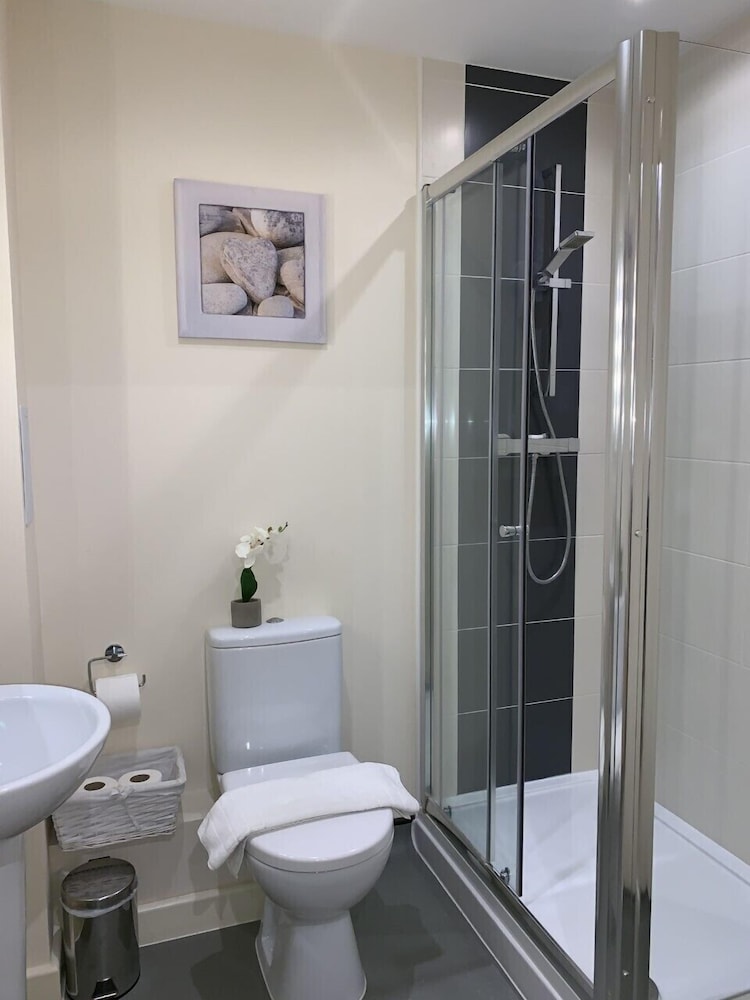 Morland House Apartments