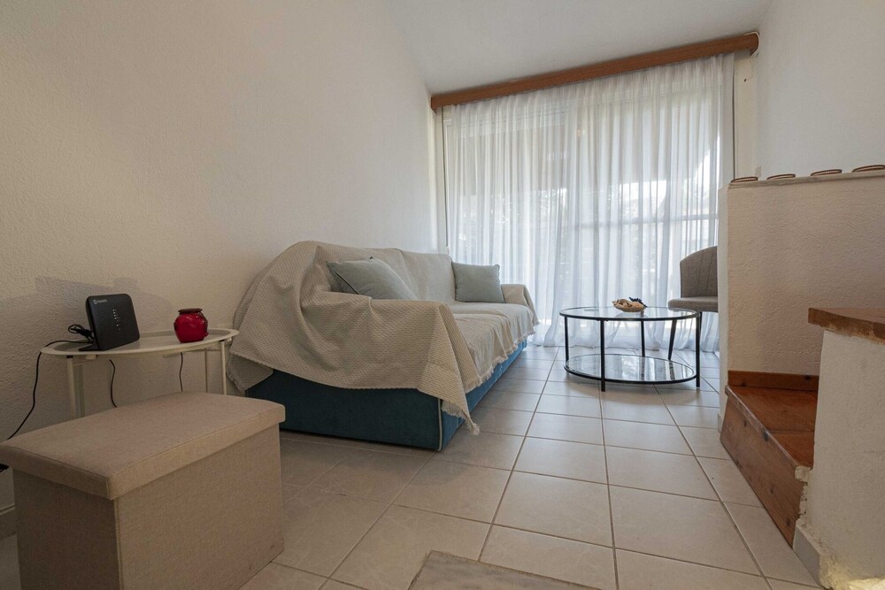 Greenwood Maisonette by Rentalspro - Fourka Beach