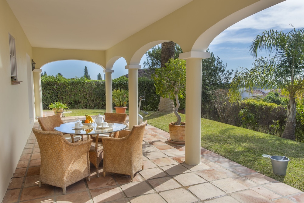 Villa Near Beach In Marbella - Image 2