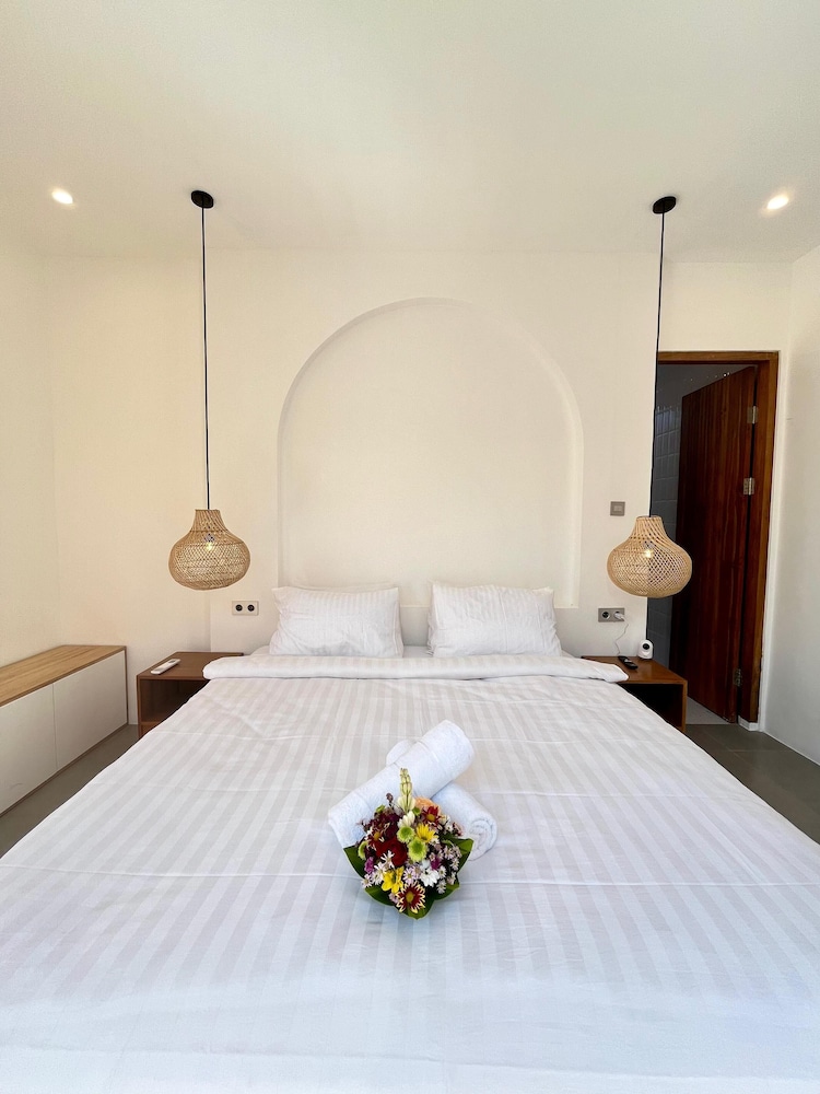 Bougenvile Luxury 2BR Private Seminyak