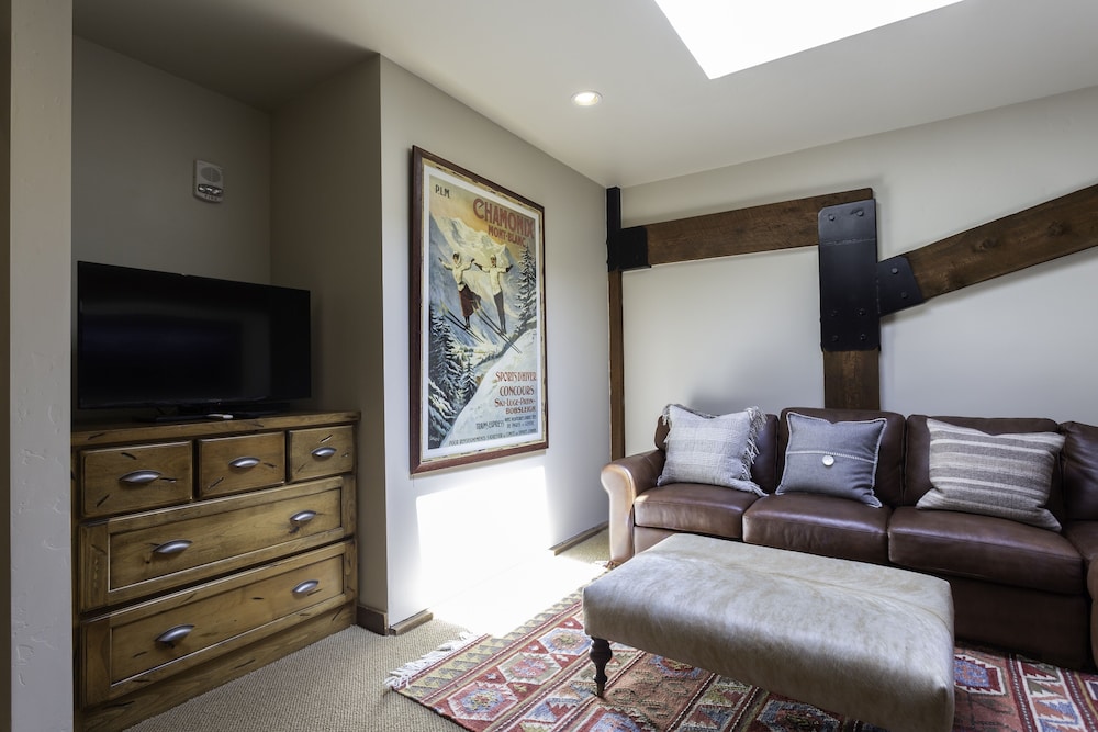 3 Bedroom Condo with Spa - Silver Baron Lodge 3 Condo