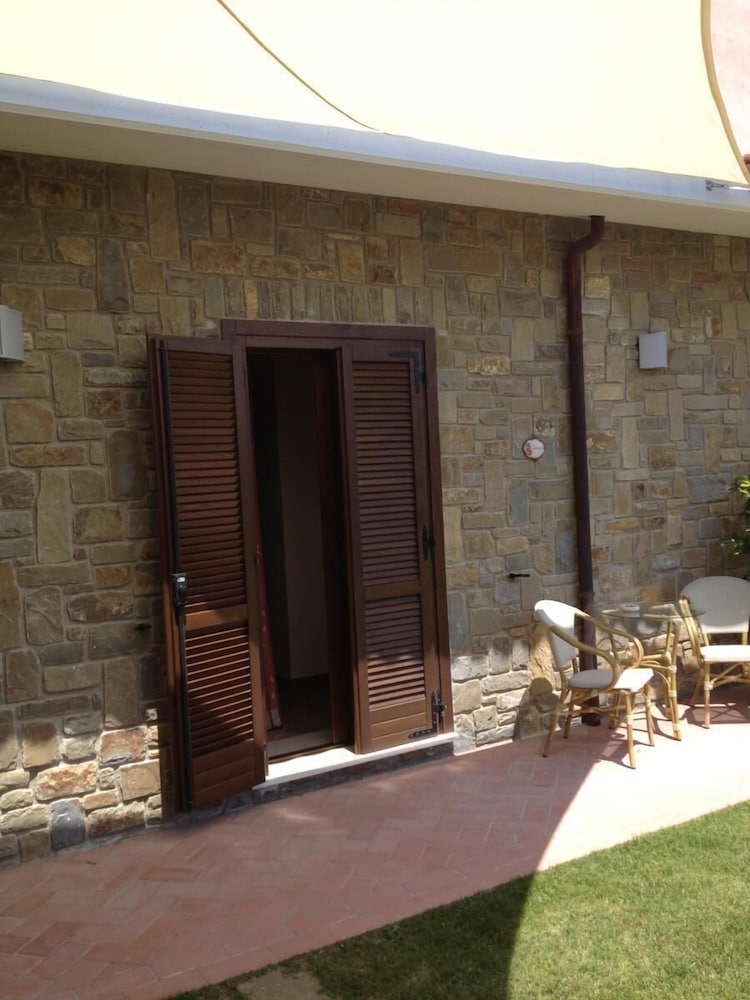 Terre di Mezzo Country House