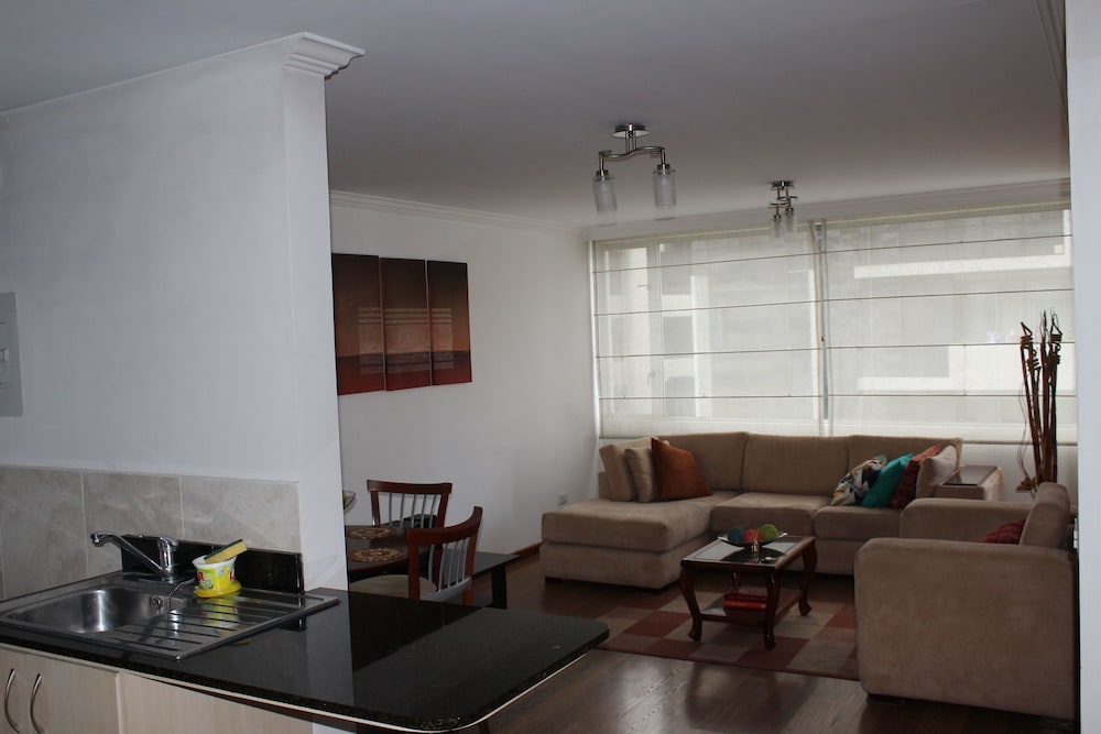 Homevoyage Suite