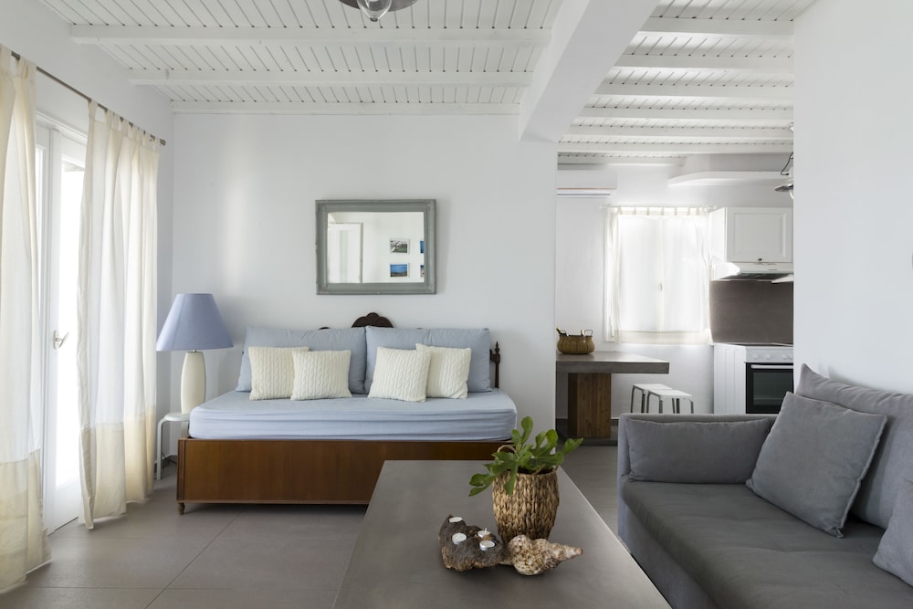 Amperian Mykonos Suites & Villas