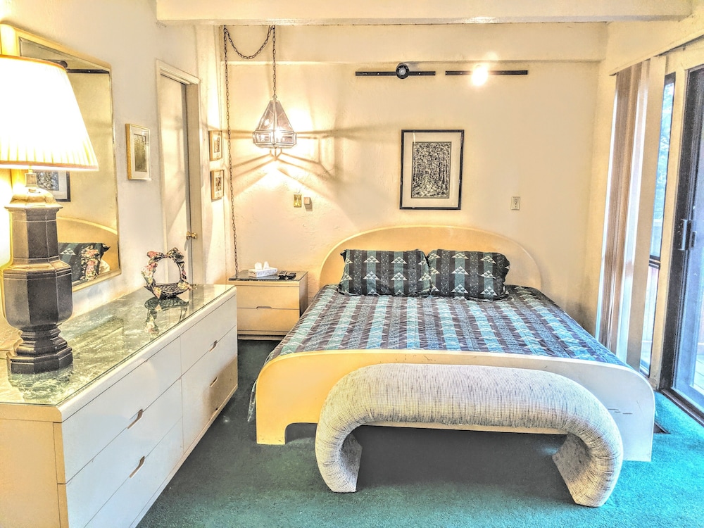 Snow Summit Townhouse Rentals & Sales