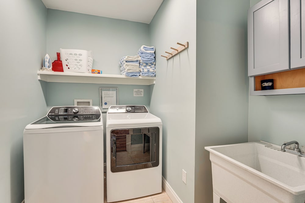 Walk to Ocean: Beach House w/ Pool in Port St Joe!