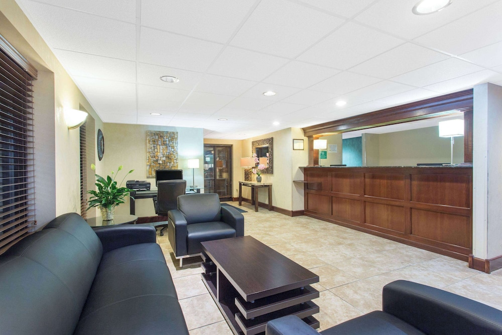 AmericInn by Wyndham Beloit