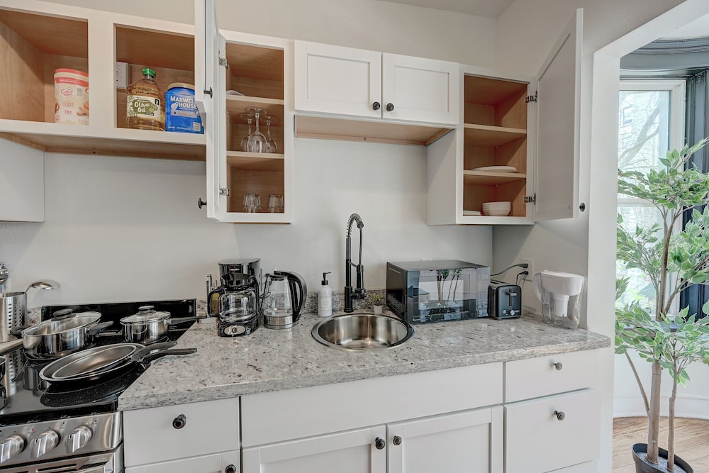 ROVE LIVING/KB - Prospect